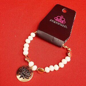 Paparazi Lotus Charm Beads Stretch Bracelet